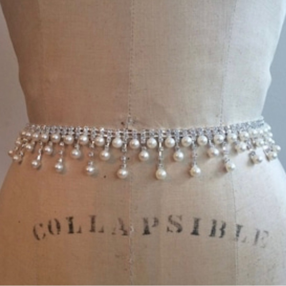 Wedding dress belt with pearls